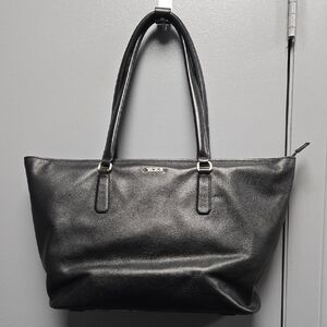 Tumi Black Leather Tote/laptop/purse Bag
